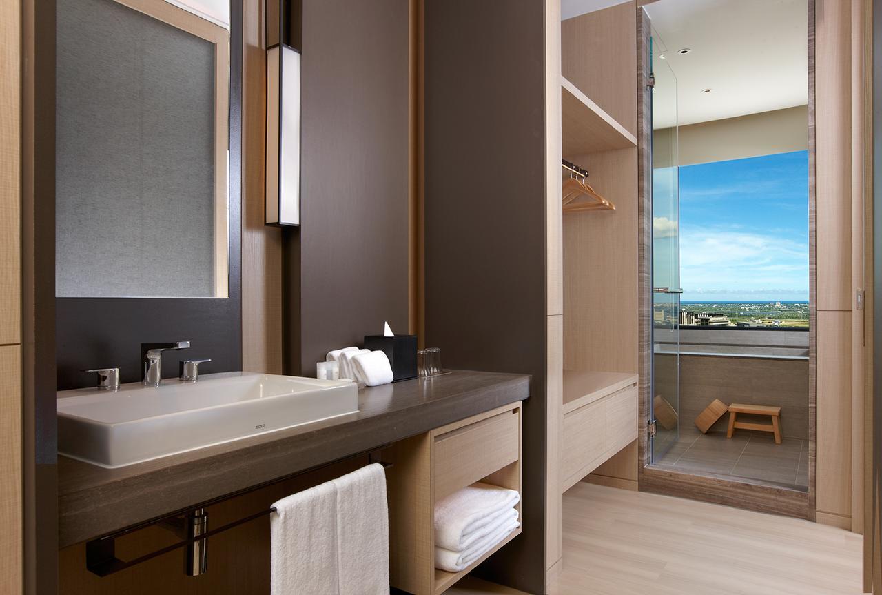 Mu Jiaoxi Hotel Exteriör bild Bathroom