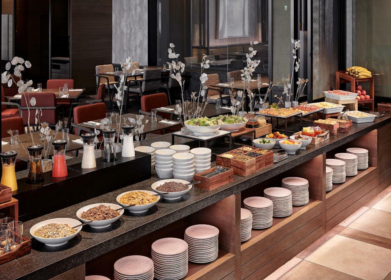 Mu Jiaoxi Hotel Exteriör bild A buffet at a hotel